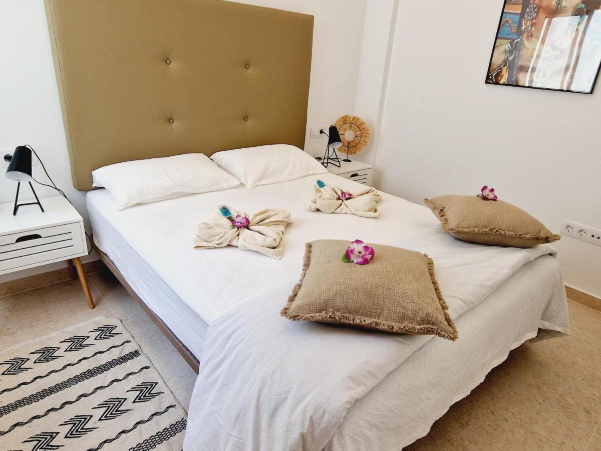 Hébergement de vacances Rooftop Vistas, 2 Bedrooms First Line Los Cristianos (Tenerife)