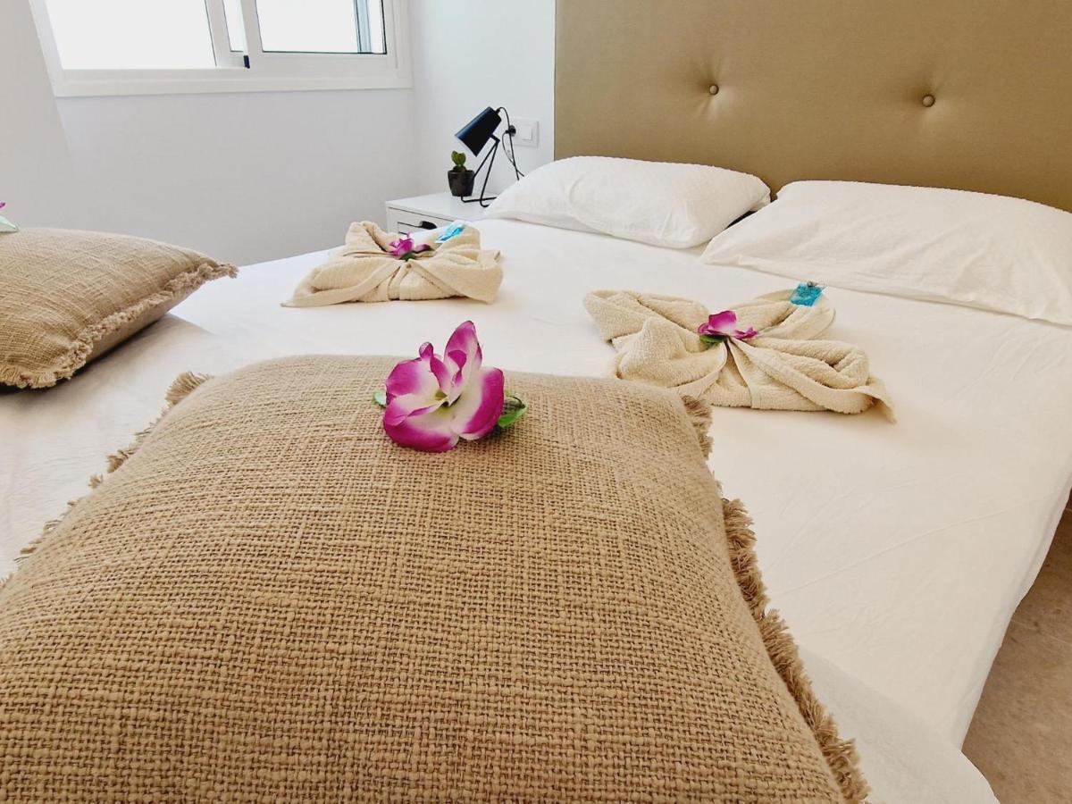 Rooftop Vistas, 2 Bedrooms First Line Hébergement de vacances *