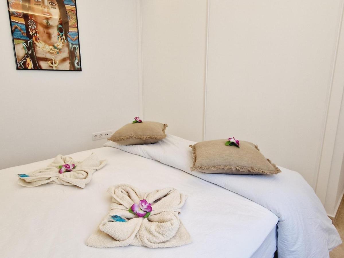 Hébergement de vacances Rooftop Vistas, 2 Bedrooms First Line *
