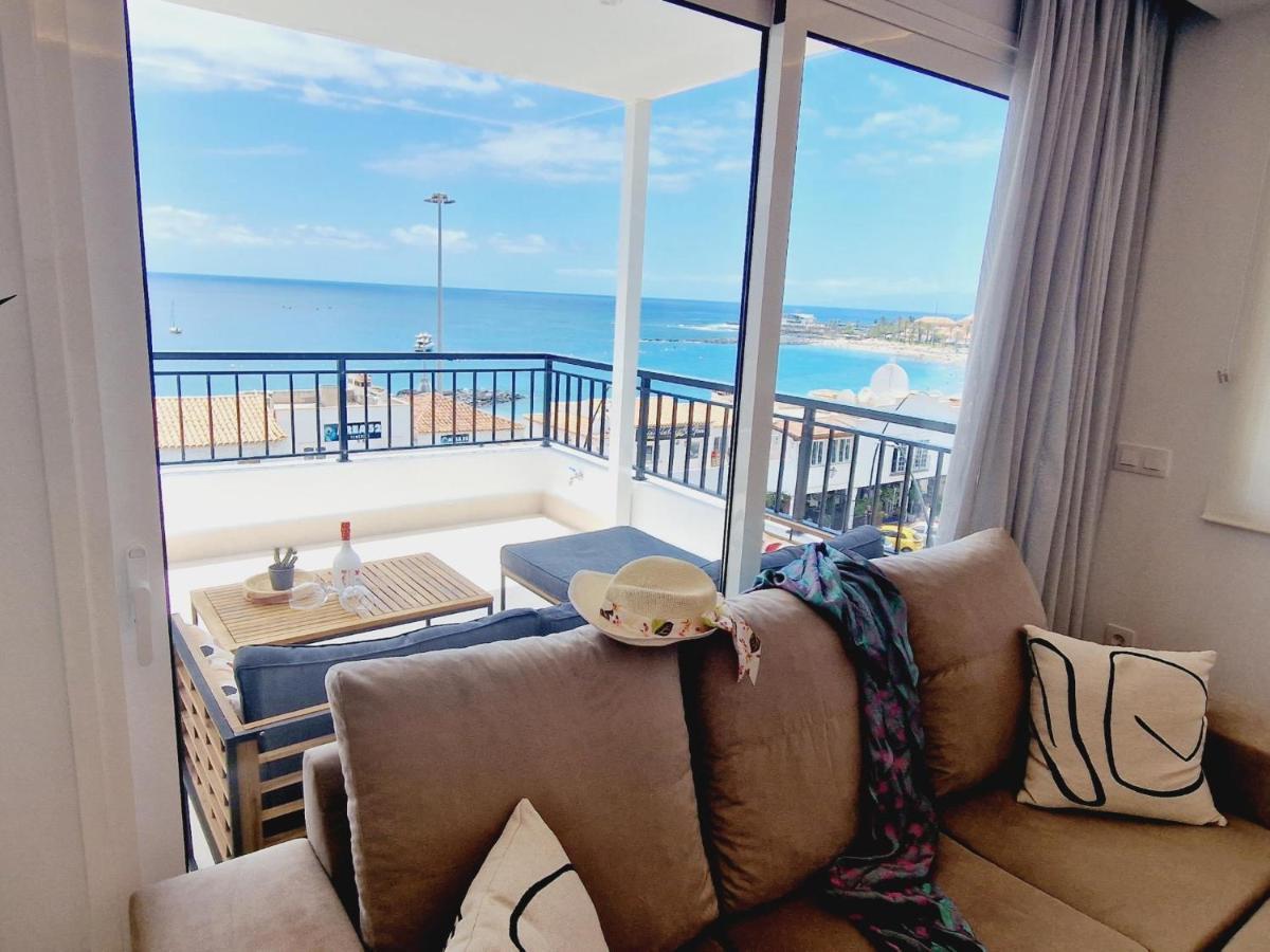 Rooftop Vistas, 2 Bedrooms First Line Los Cristianos (Tenerife)