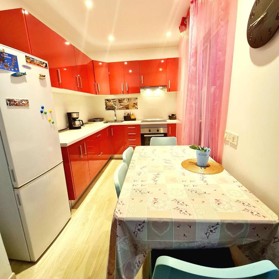 Appartement Vakantiehuis * Holiday * Casa De Vacaciones * Urb. Chayofita *