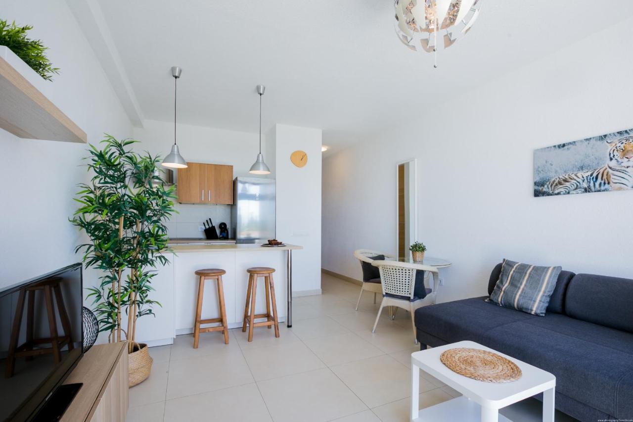 Cozy With Seaview And Parking Apartment *