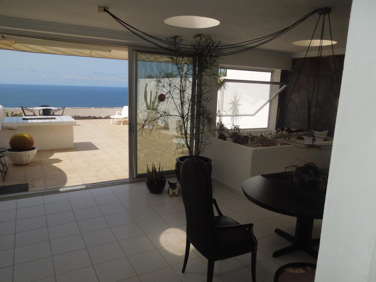 Casa Del Mar With Large Sun Terrace Facing The Sea, Luxury Apartamento *