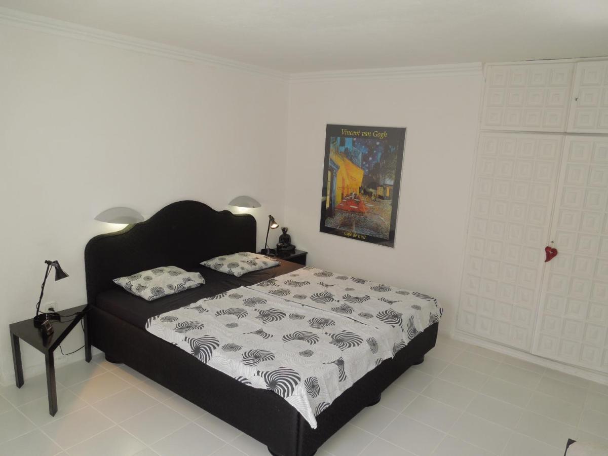Casa Del Mar With Large Sun Terrace Facing The Sea, Luxury Apartamento