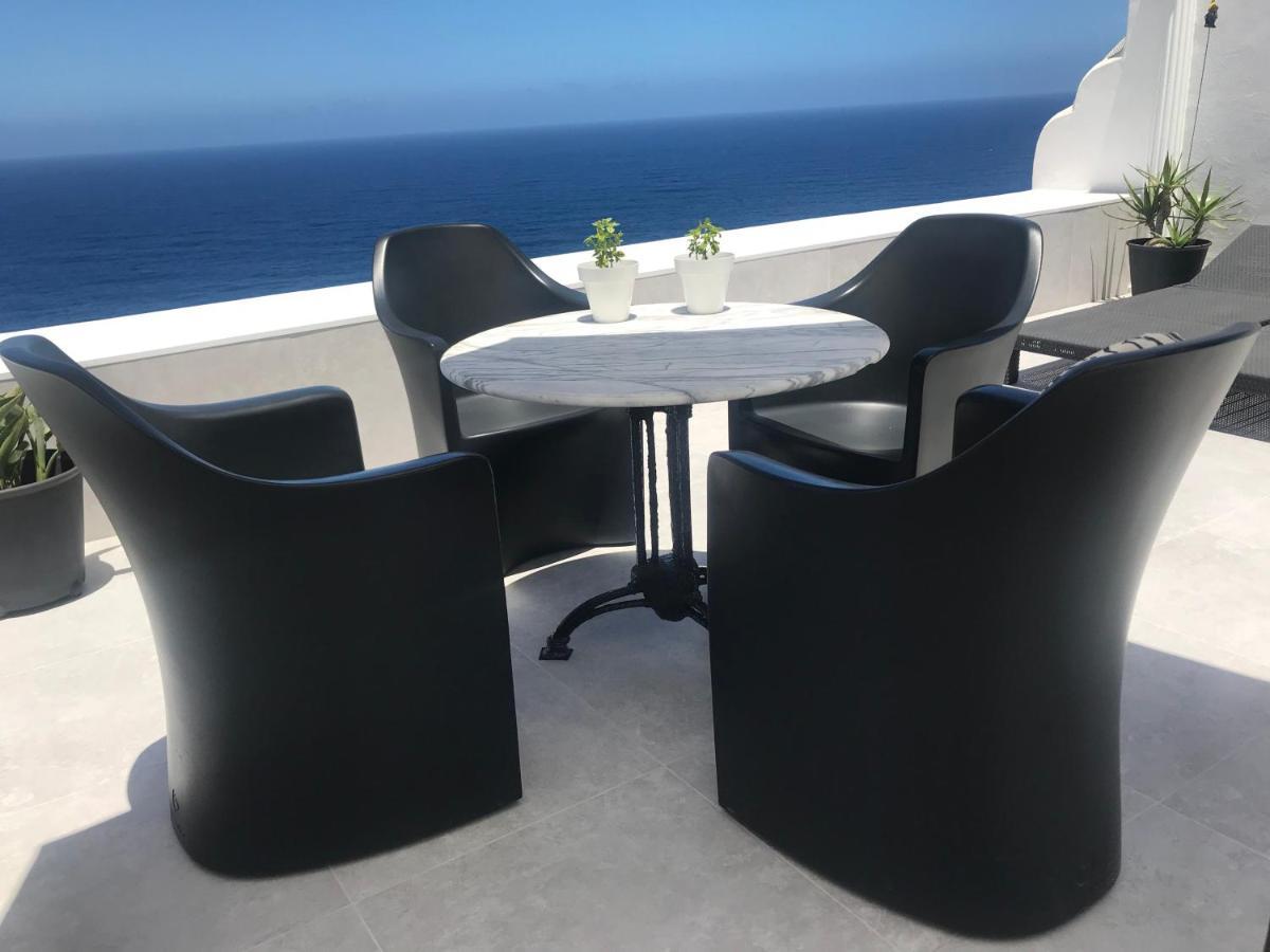 Casa Del Mar With Large Sun Terrace Facing The Sea, Luxury