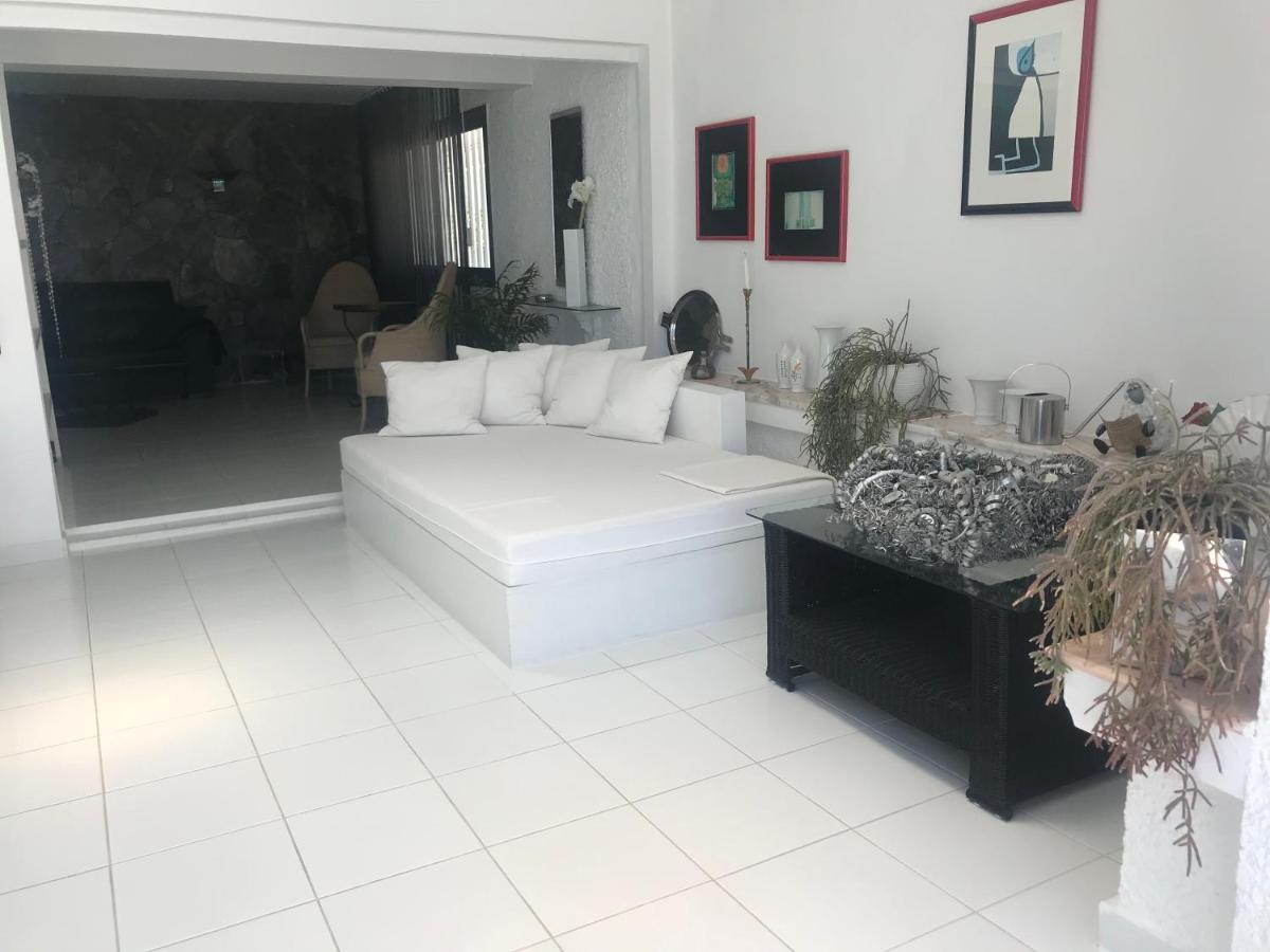 Apartamento Casa Del Mar With Large Sun Terrace Facing The Sea, Luxury
