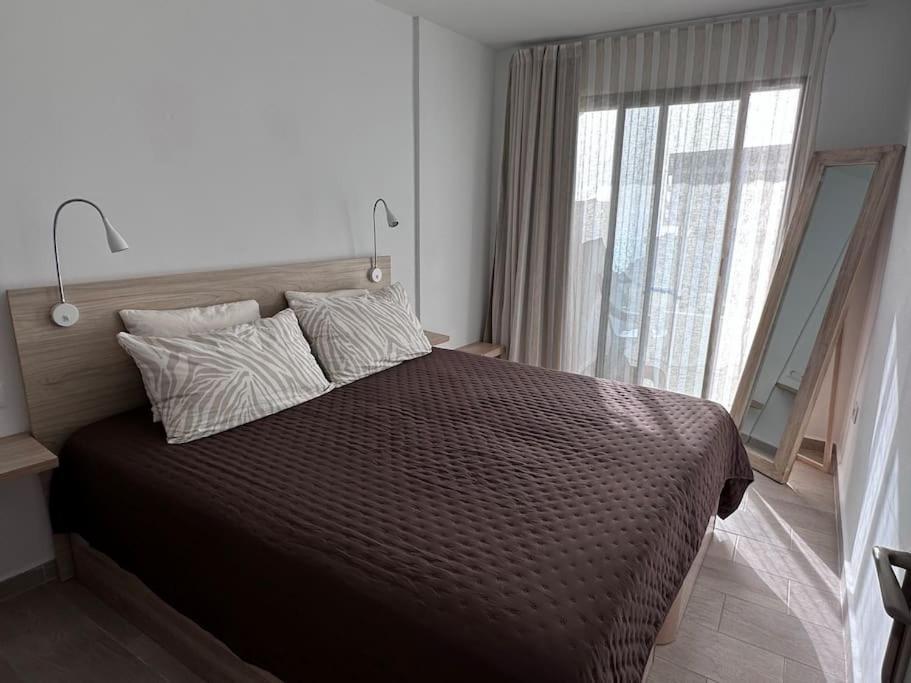 Appartement Beautiful In South Tenerife - Pearly Grey *