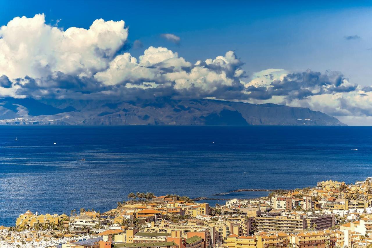 Spacious 2 Bedroom Tenerife South Apartamento