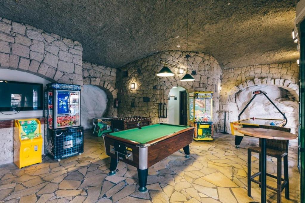 Appartement Golf Christina - Heated Pool *