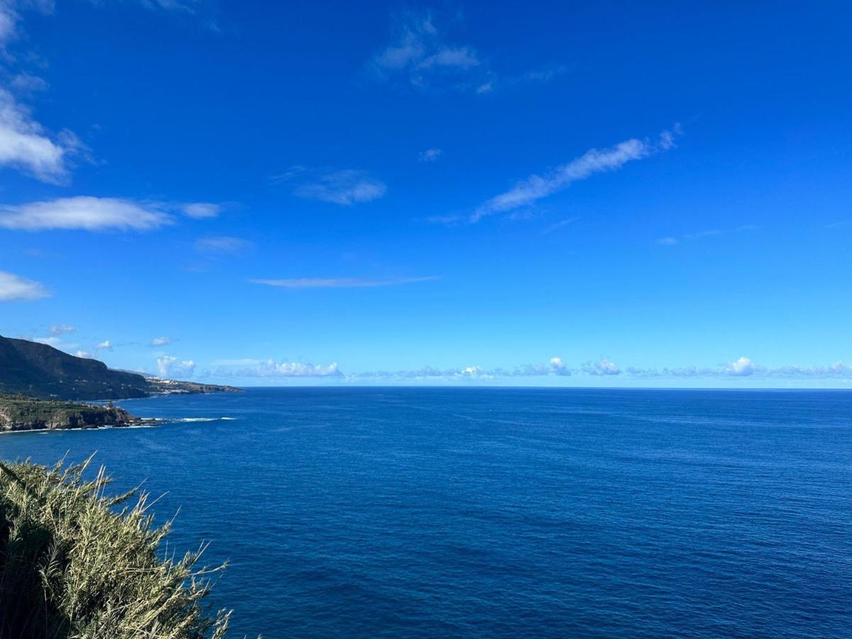 Casa Del Mar With Large Sun Terrace Facing The Sea, Luxury Apartamento *