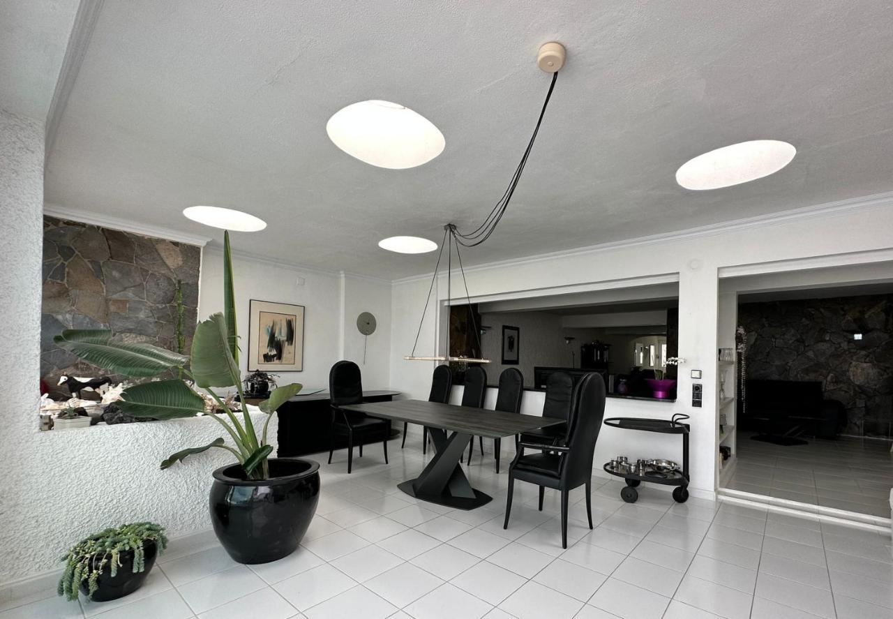 Apartamento Casa Del Mar With Large Sun Terrace Facing The Sea, Luxury