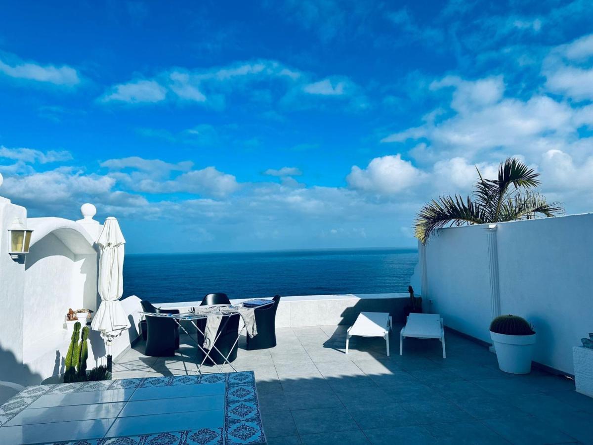 Casa Del Mar With Large Sun Terrace Facing The Sea, Luxury
