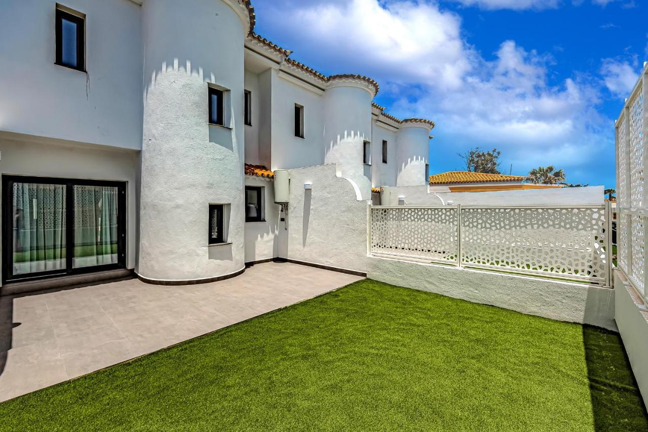 Apartahotel Ocean Boulevard Golf Del Sur Tenerife San Miguel de Abona
