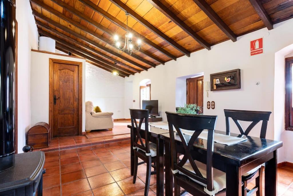 Rural House With Traditional Architecture S. Xix Сasa de vacaciones *