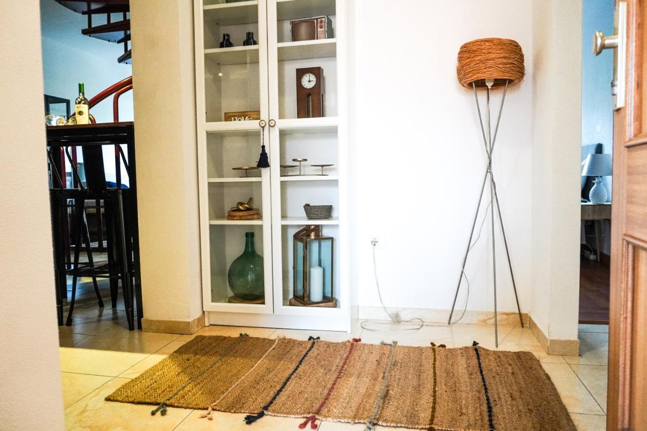 Appartement Comfortable Duplex With Garage And Working Space