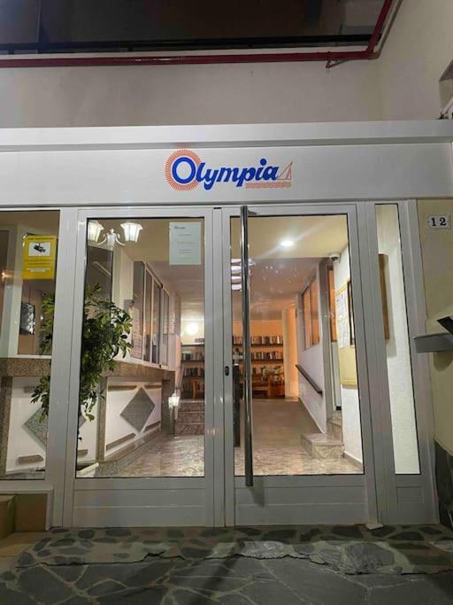 Delizioso Olympia A Playa De Americas Apartamento