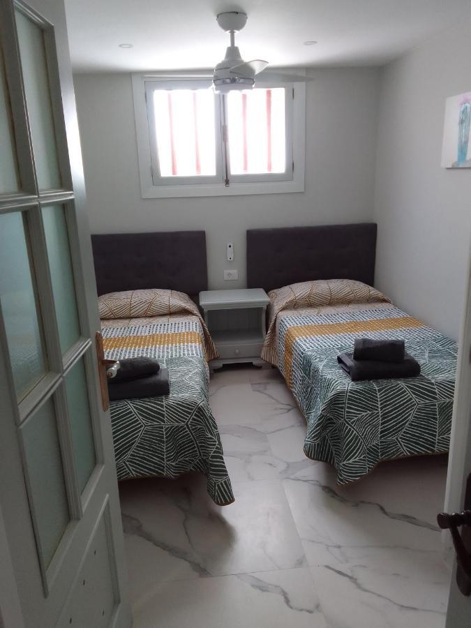 Lovely House Parque Santiago 3 *