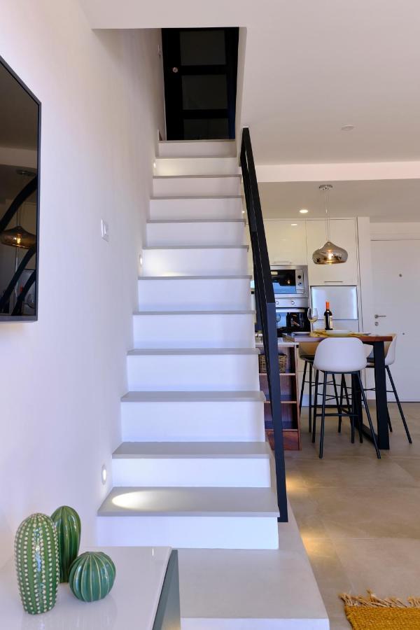 Home2book Modern Design Seaview Apt, Pool&terrace Apartamento