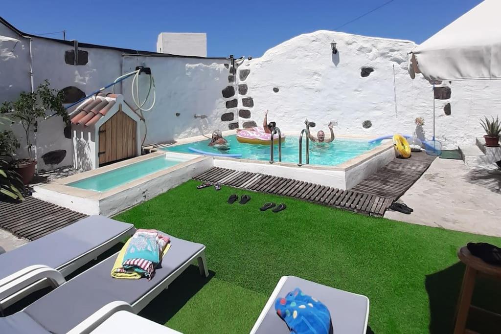Сasa de vacaciones Preciosa Casa Emblematatica, Piscina,wifi