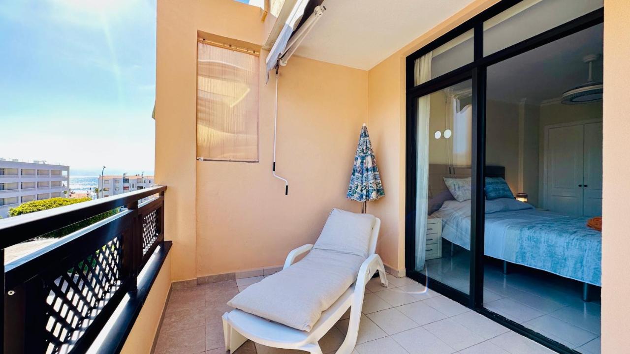 Sunset Apart, Large Terrace, Pool, Location! Appartement