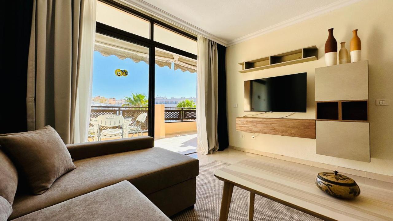 Sunset Apart, Large Terrace, Pool, Location! Appartement