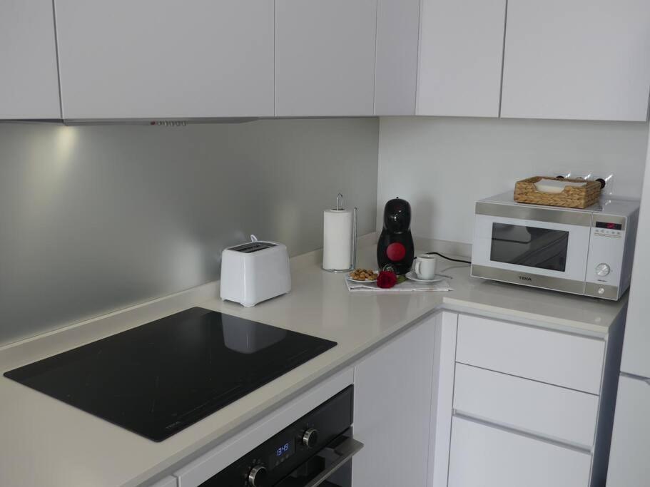 Apartment 19 Piso Centrico, Nuevo Y Bien Equipado En La Trinidad *