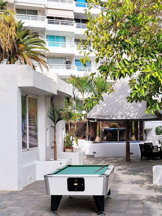 Modern Pool Front In Las Americas *