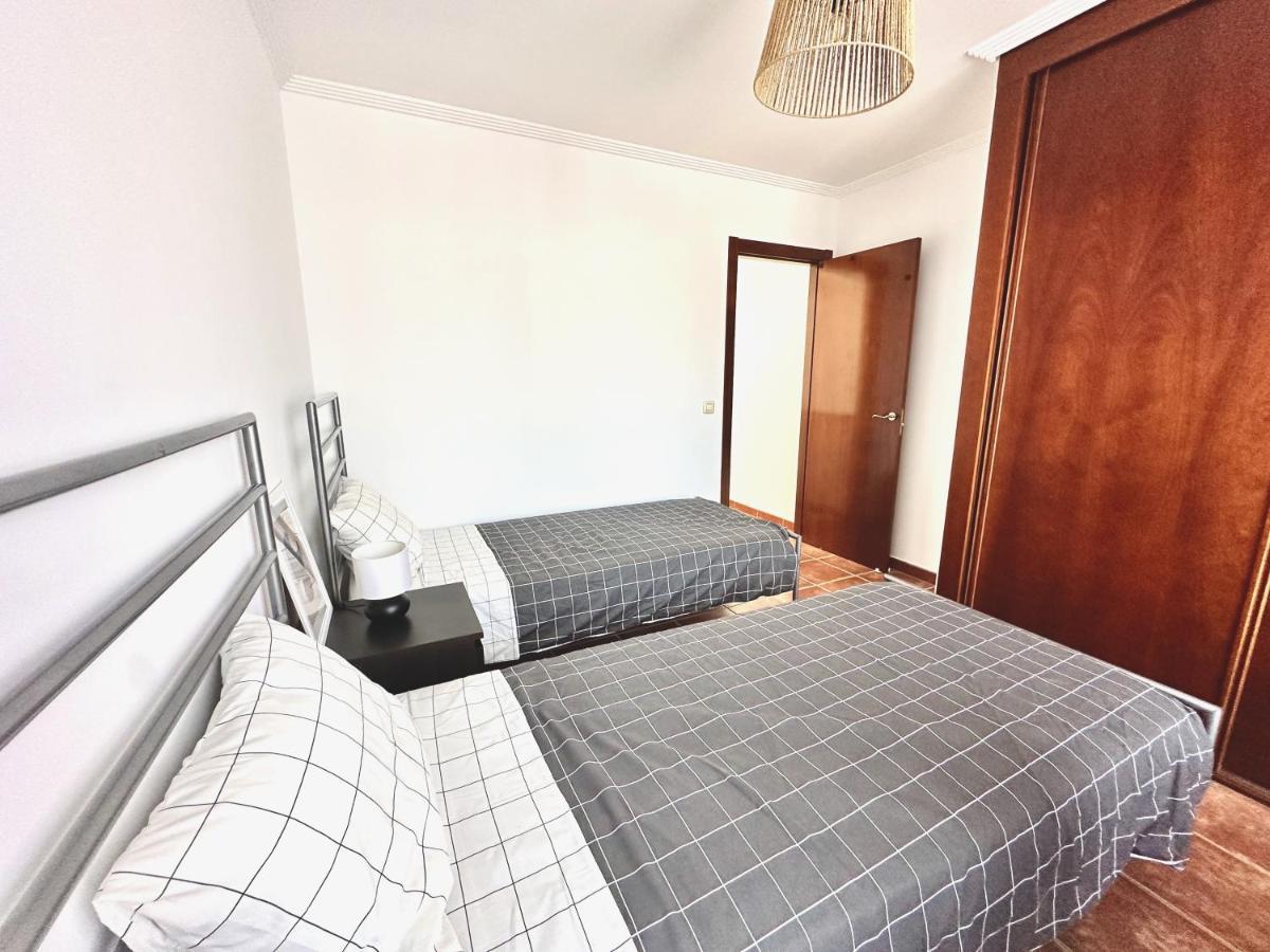 Hébergement de vacances Pambnb - 250m To Beach, Family Pools, Wi-fi & Bbq Granadilla De Abona