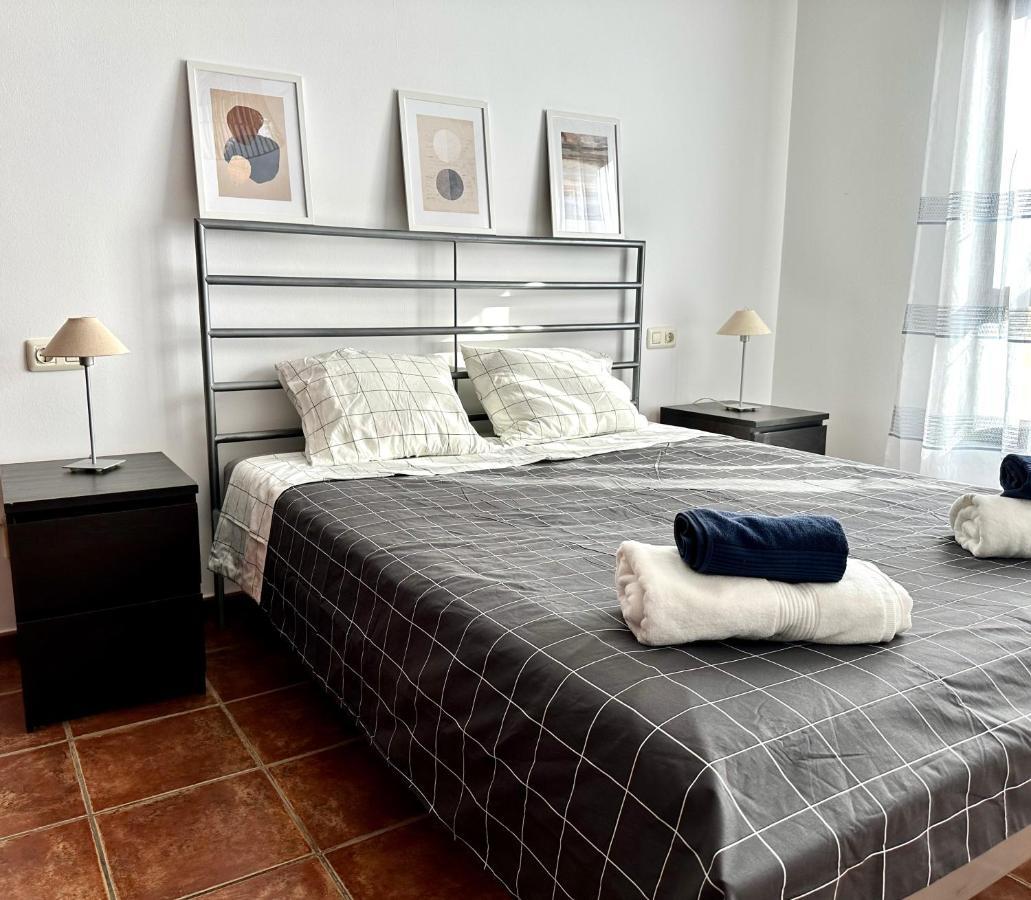Hébergement de vacances Pambnb - 250m To Beach, Family Pools, Wi-fi & Bbq