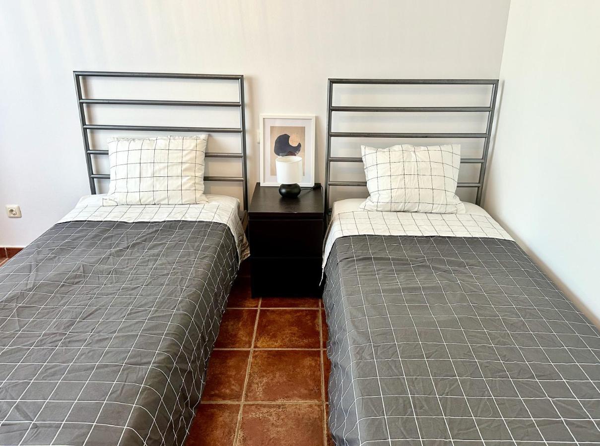 Pambnb - 250m To Beach, Family Pools, Wi-fi & Bbq Hébergement de vacances Granadilla De Abona