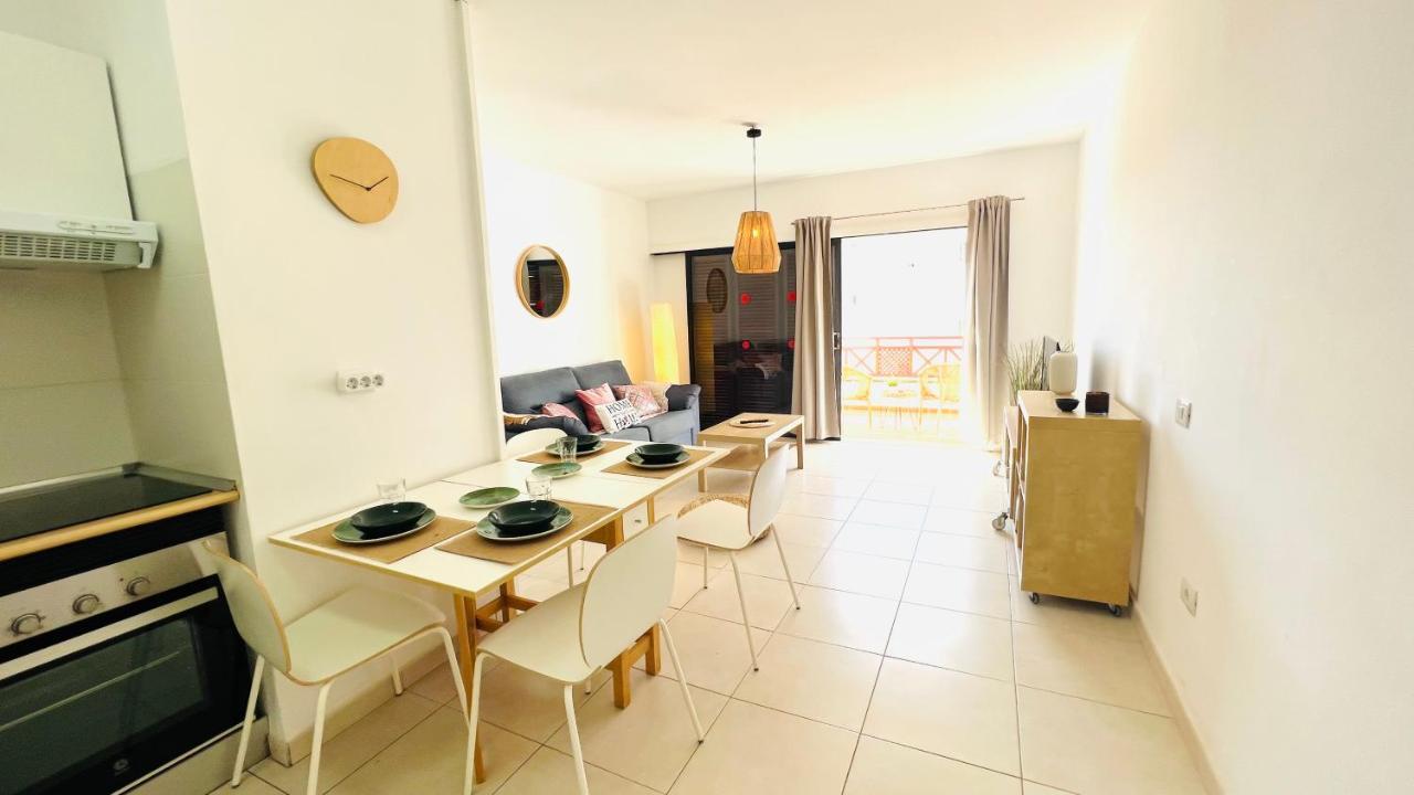 Victoria Court 2 - Lovely En Cristianos Apartamento Los Cristianos (Tenerife)