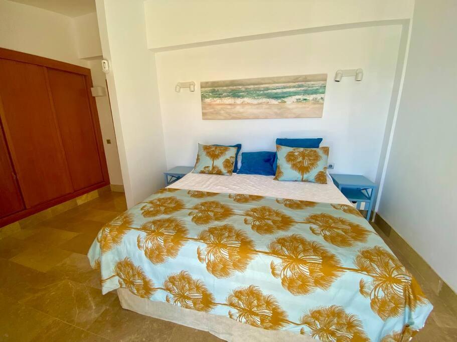 Oceanview Gaviota Villa