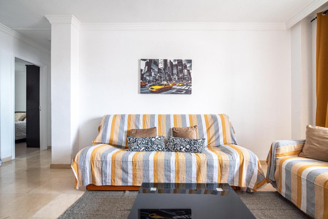 Apartamento En Barrio Tipico: Experiencia Local. Costa Adeje (Tenerife)