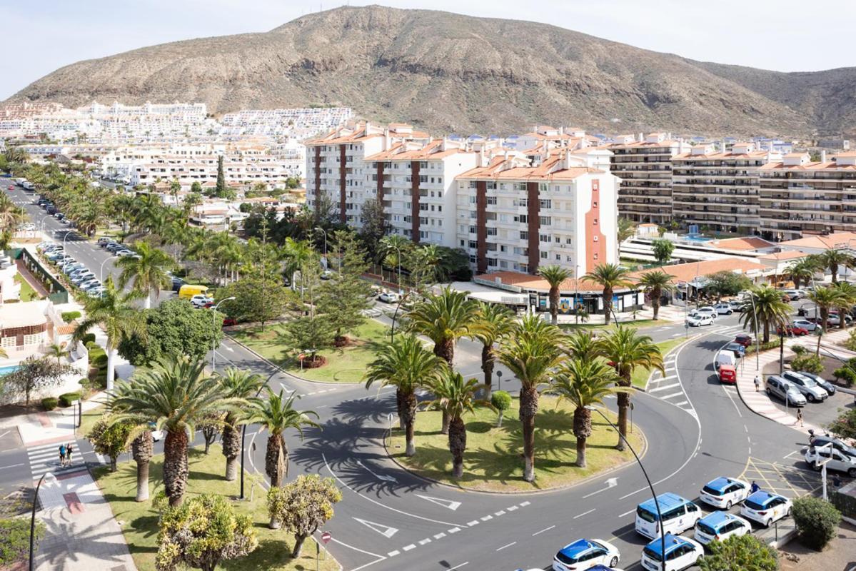 Comodoro- Ravel * Los Cristianos (Tenerife)