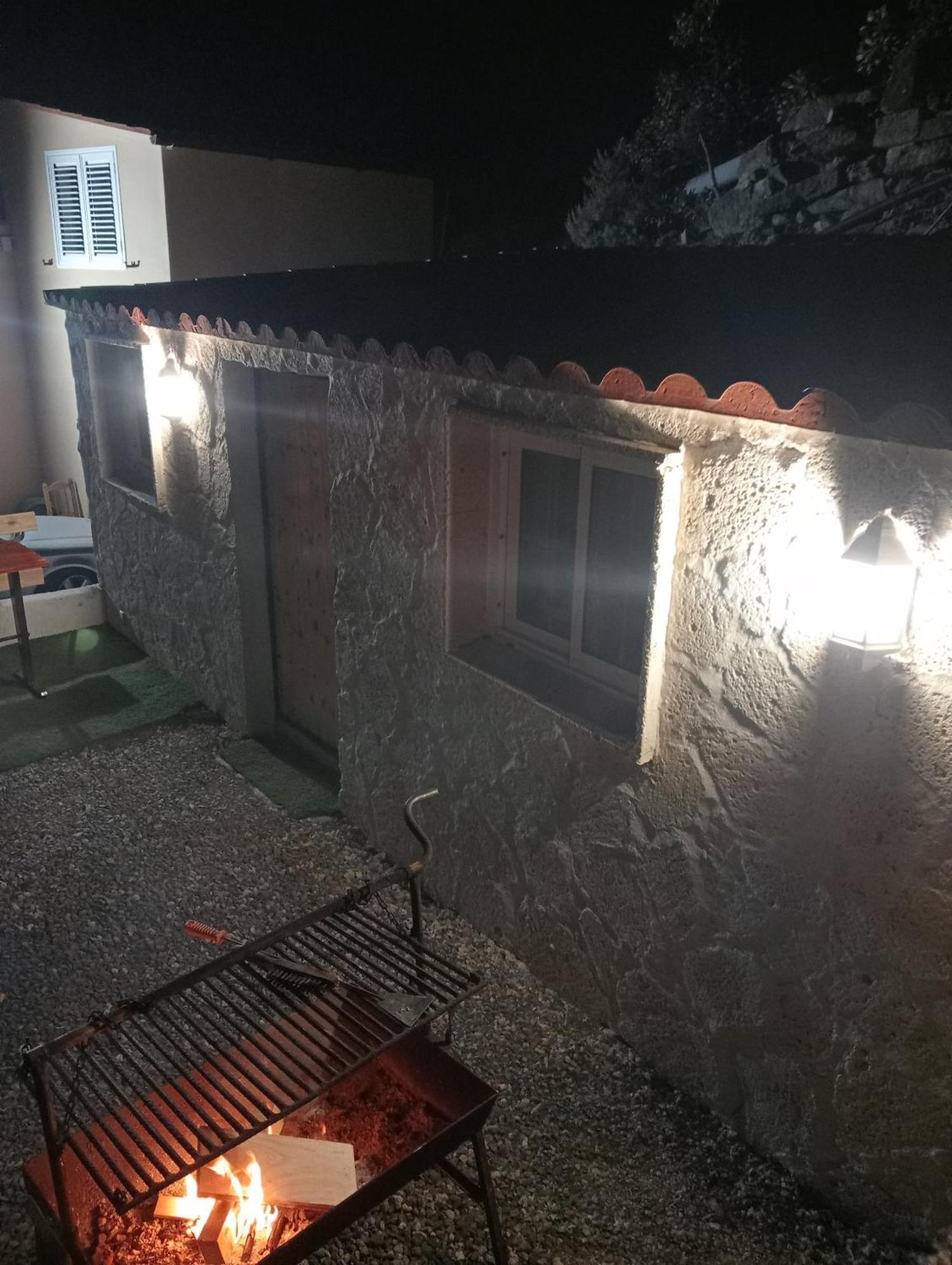 Casita Rural Y Casa Cueva El Perucho * Guimar