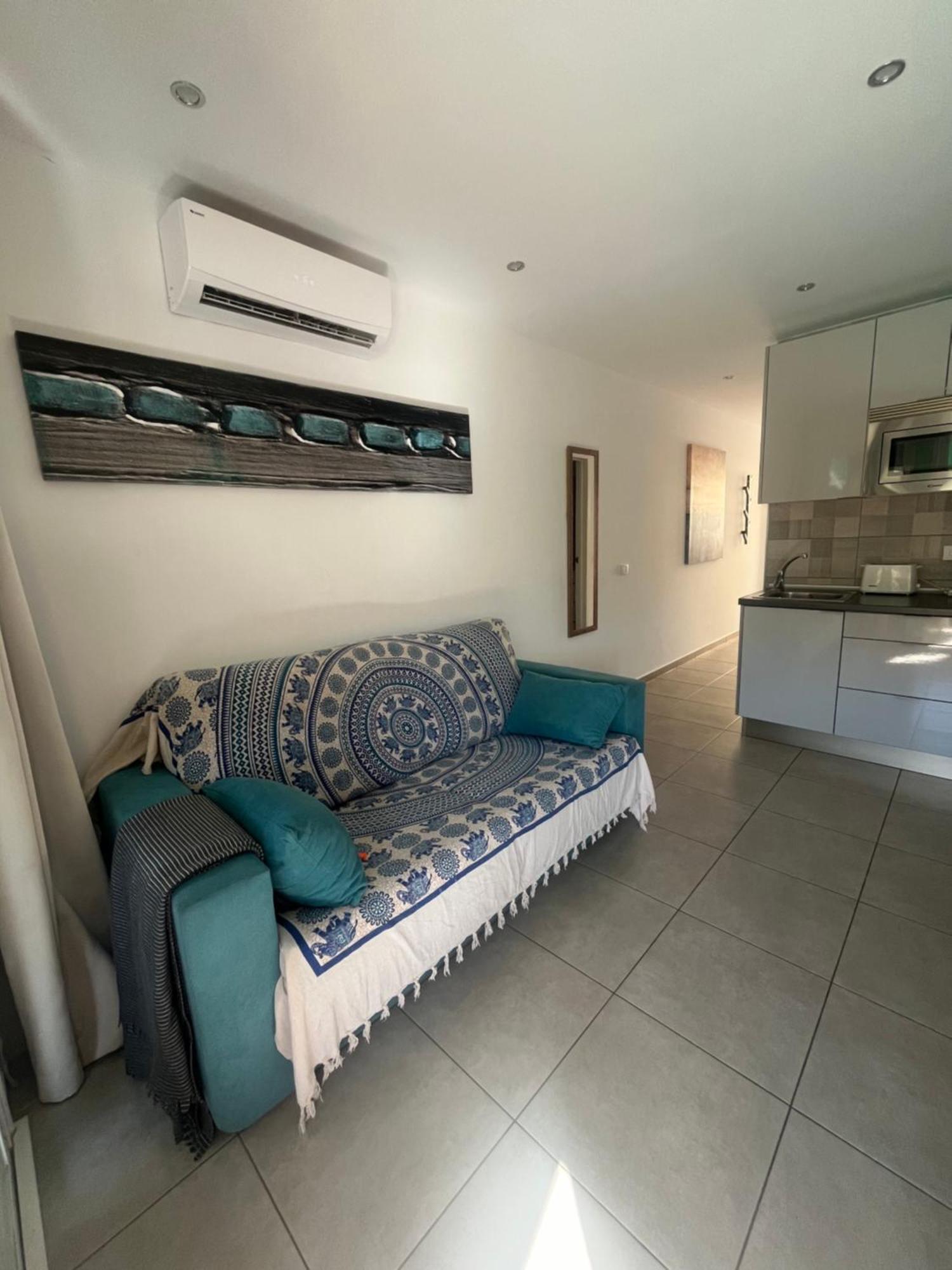 Sunny Pool View & Airco Symon Mareverde *