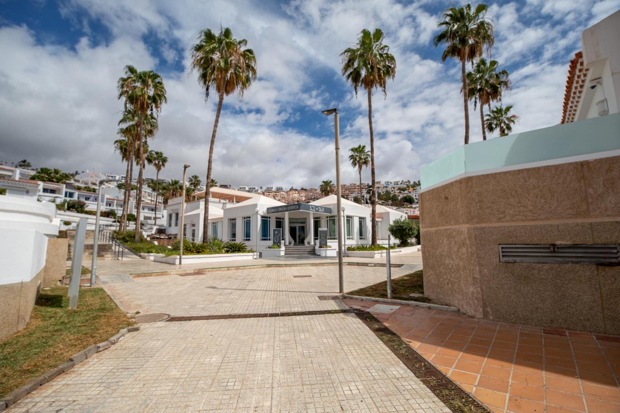 Island Village Apartment