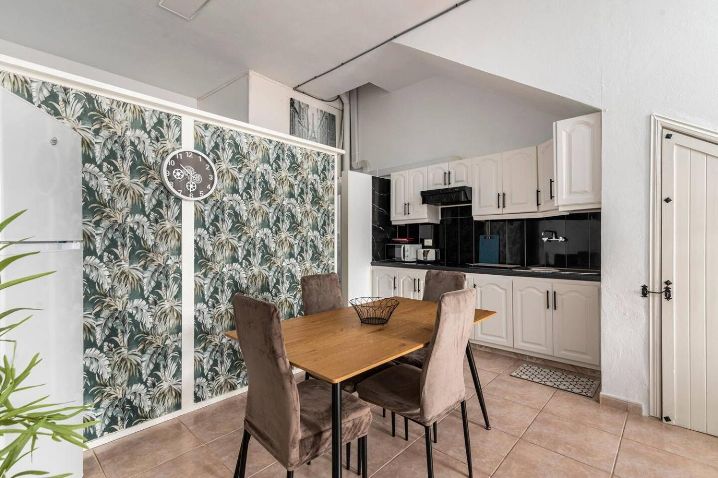 Bajo Apartment La Listada
