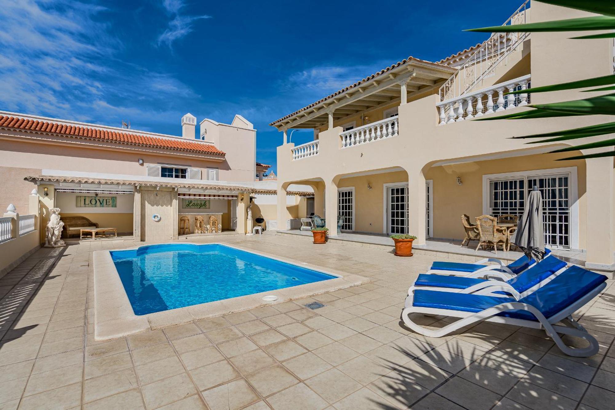 El Yuka , Heated Pool Villa *