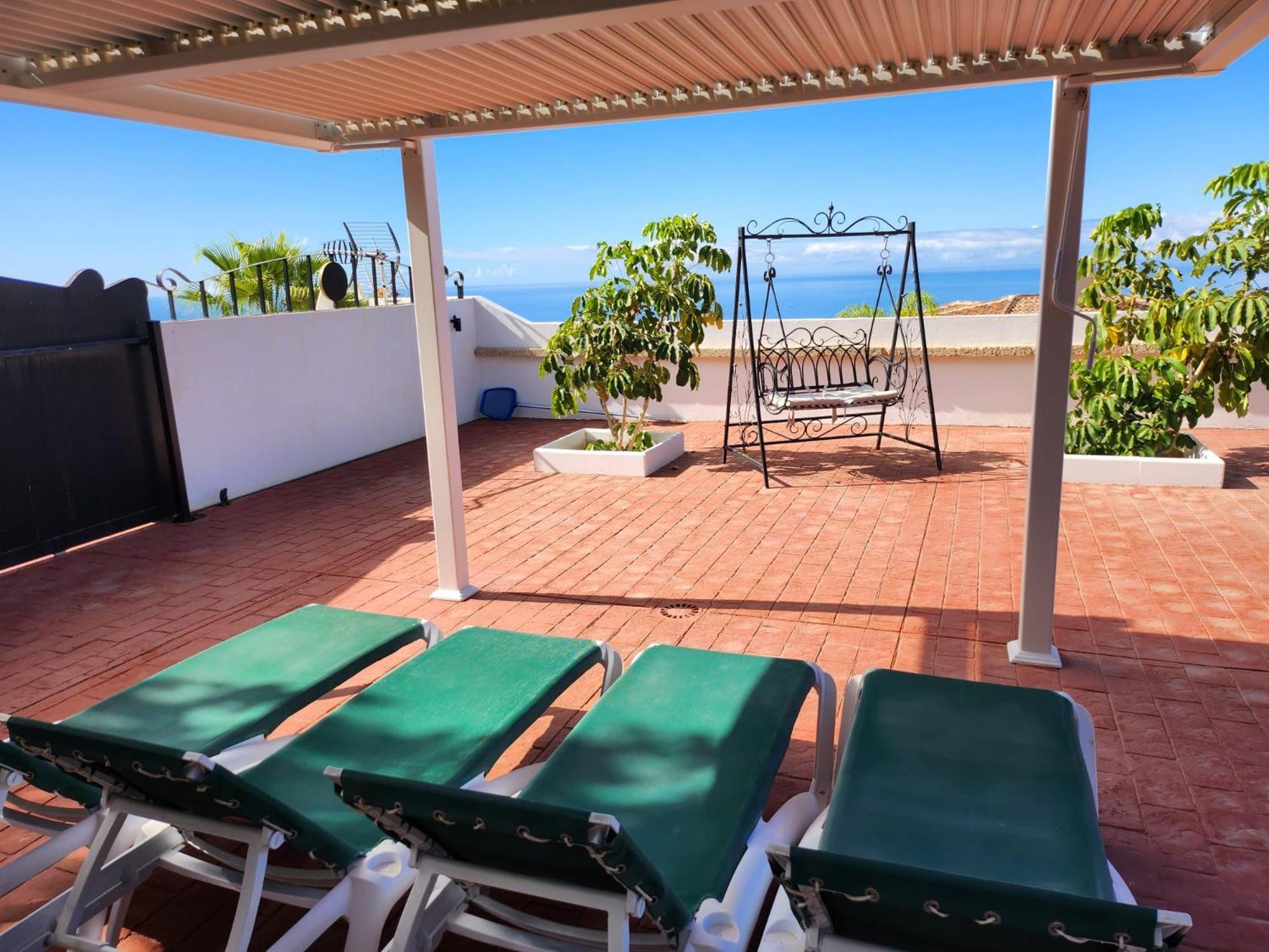 Villa Karla Con Piscina: Tranquilidad Y Naturaleza