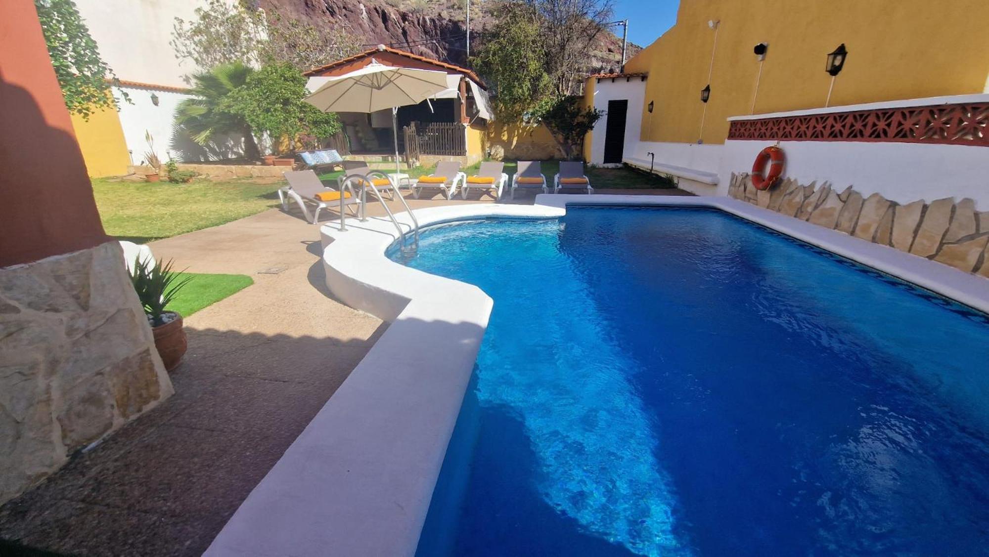 Canaria Laynoe * Guaza