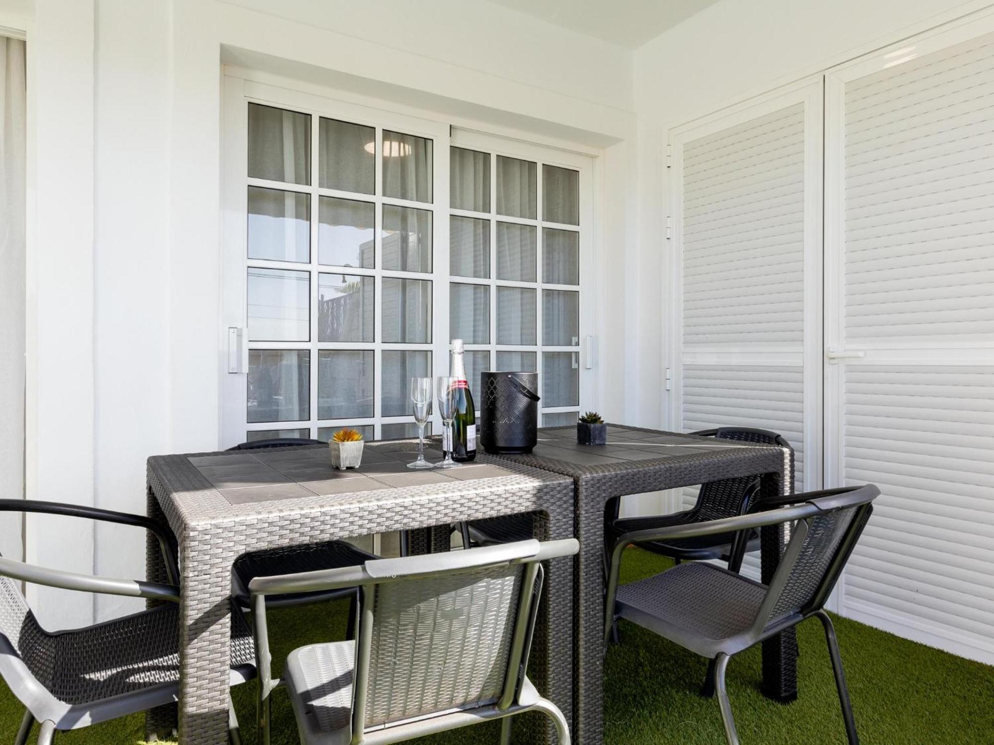 Incredible Fuente, Ocean View, Heated Pool! Holiday home