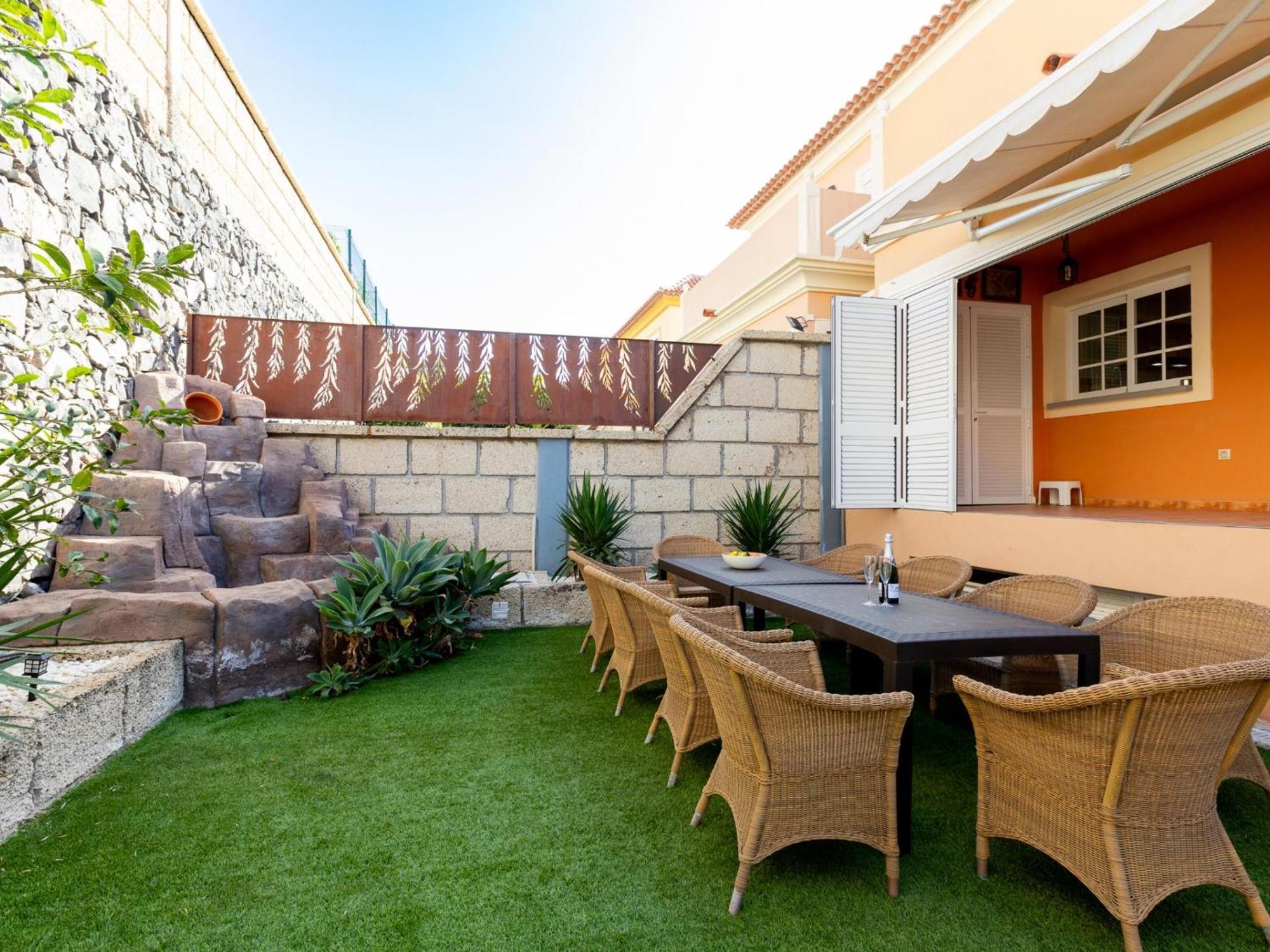 Holiday home Incredible Fuente, Ocean View, Heated Pool! Costa Adeje (Tenerife)