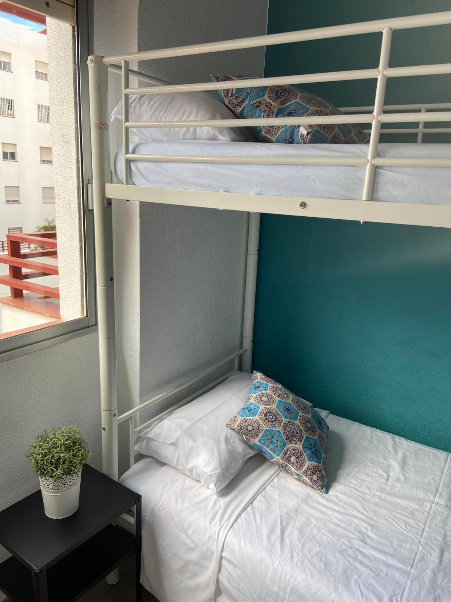 Piso Familiar De 3hab Con Piscina En Apartamento