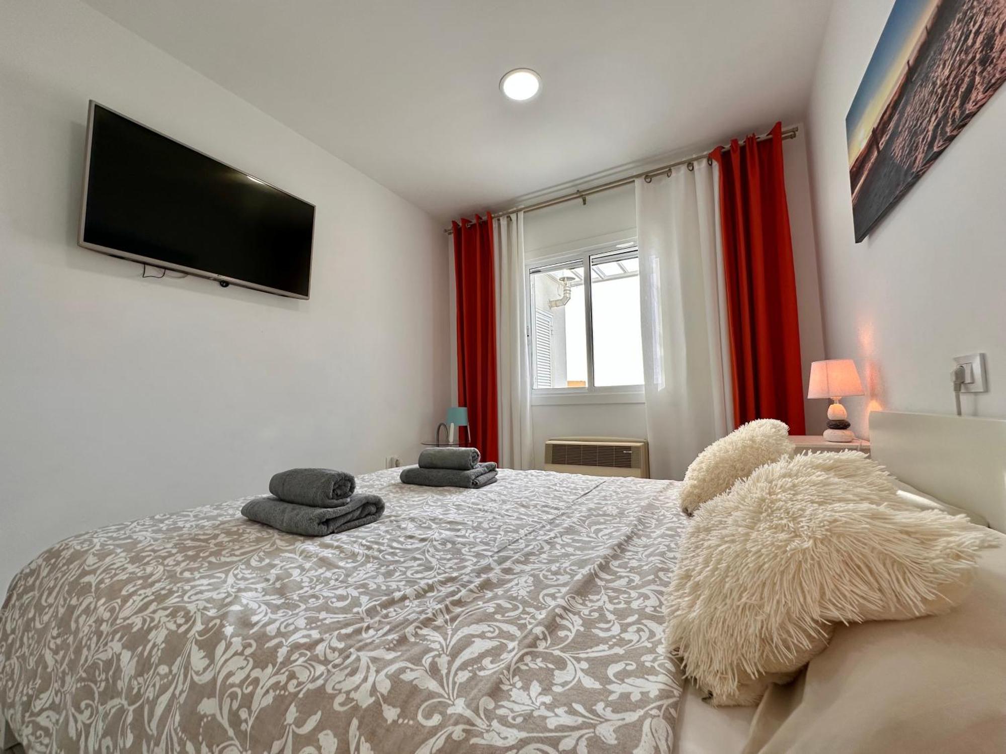 El Mar House & Private Heated Pool *