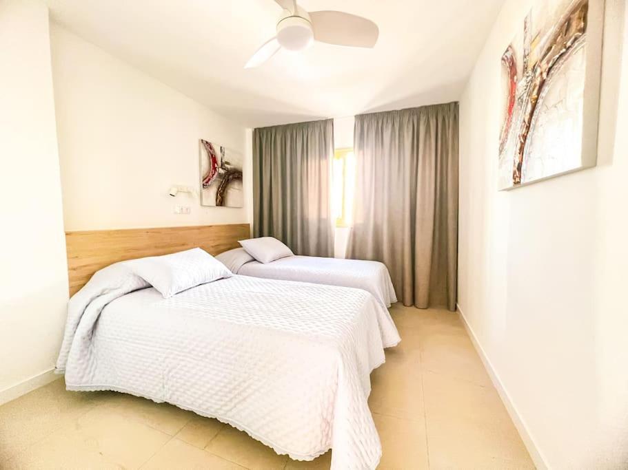 Stunning Bungalow, Pool, Terrace, Beach! Se12