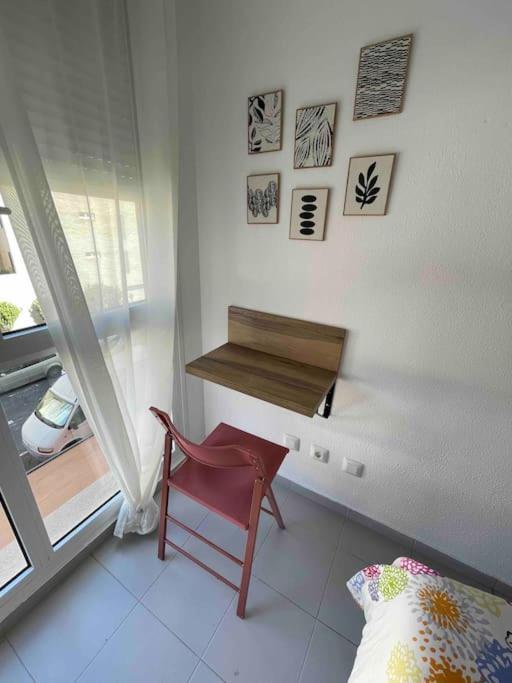 Carmenes 2 Appartement *