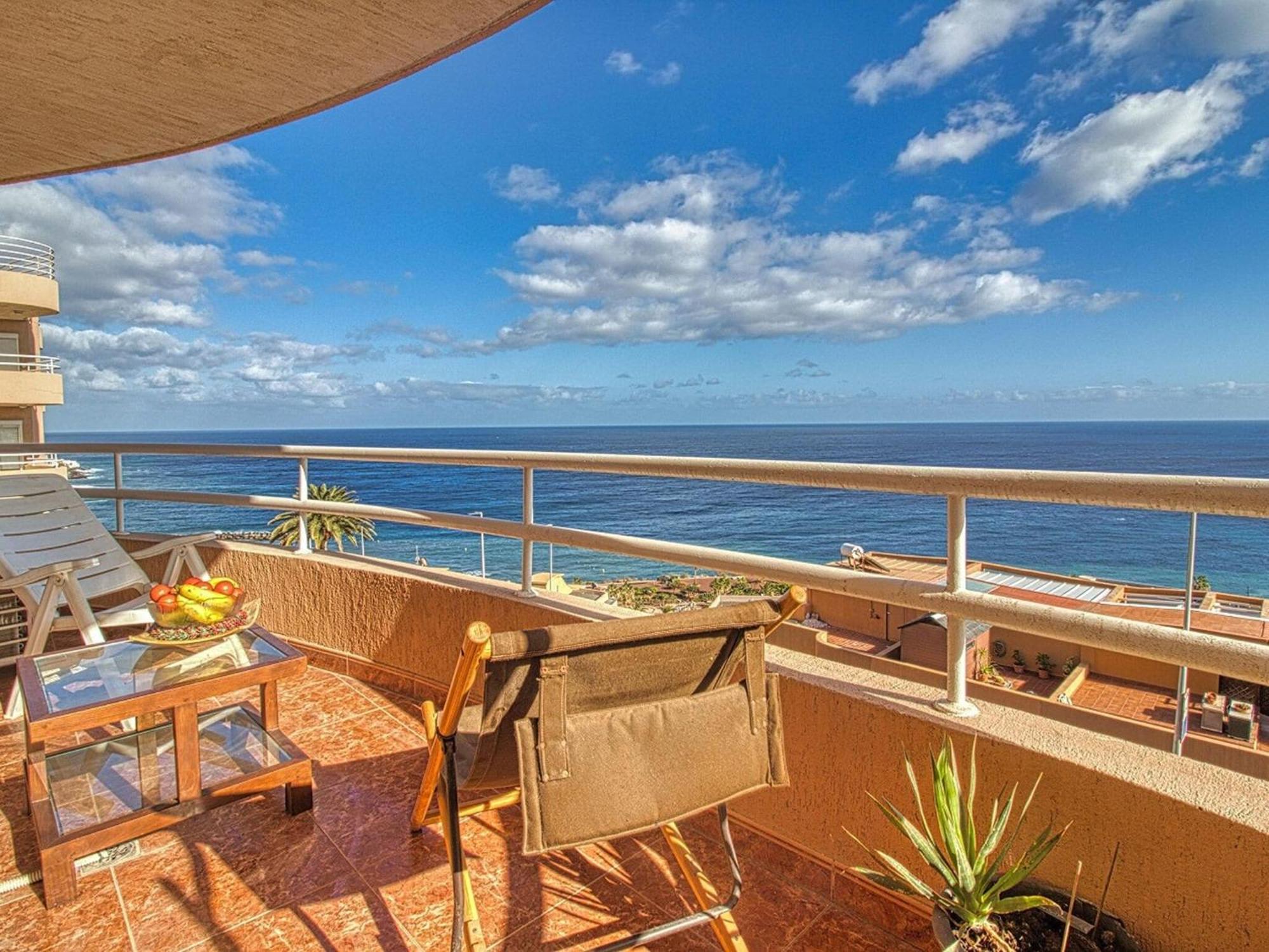Apartamento With Magnificent Sea Views Radazul