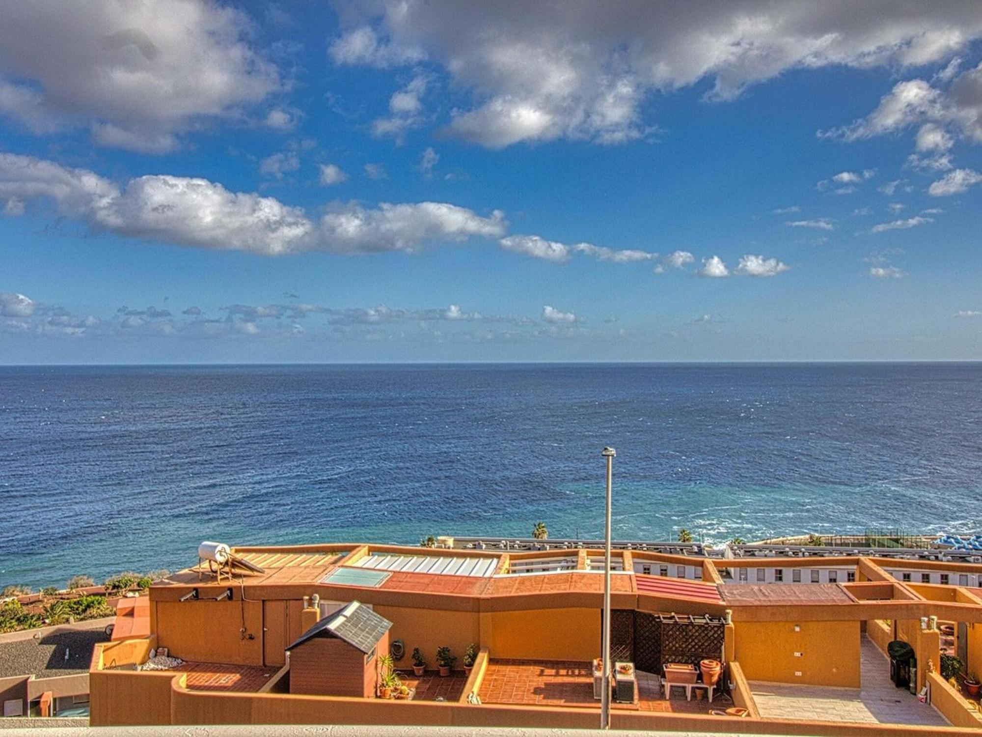 Apartamento With Magnificent Sea Views *