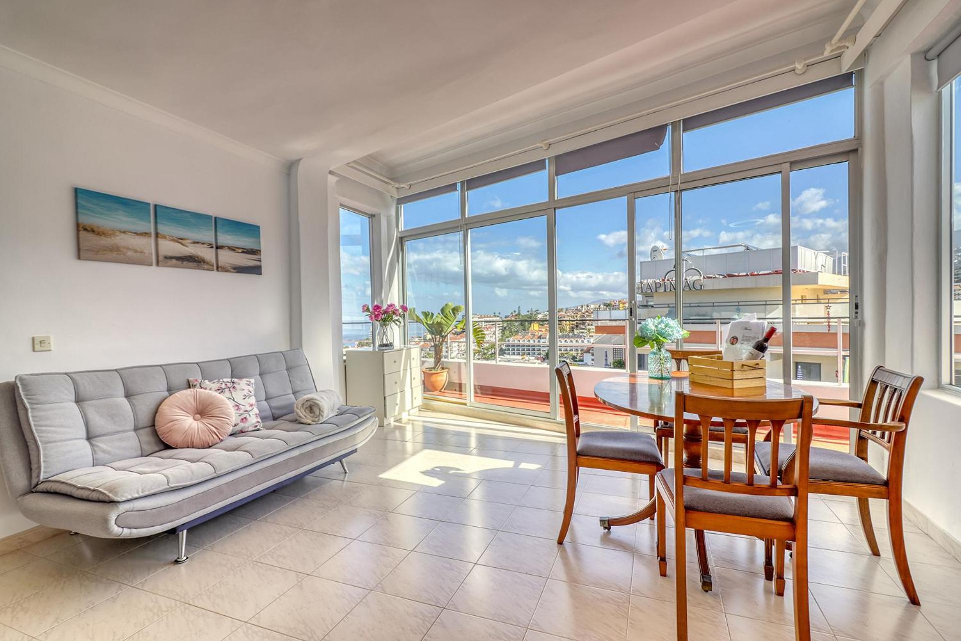 Appartement Spacious Penthouse With King-size Bed, Huge Terrace, Ocean & Teide View *